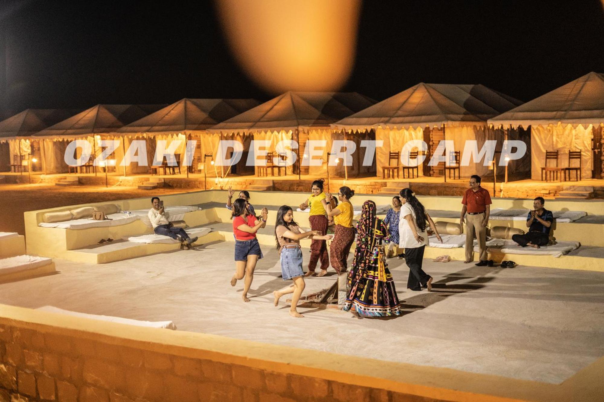 Ozaki Desert Camp 斋沙默尔 外观 照片